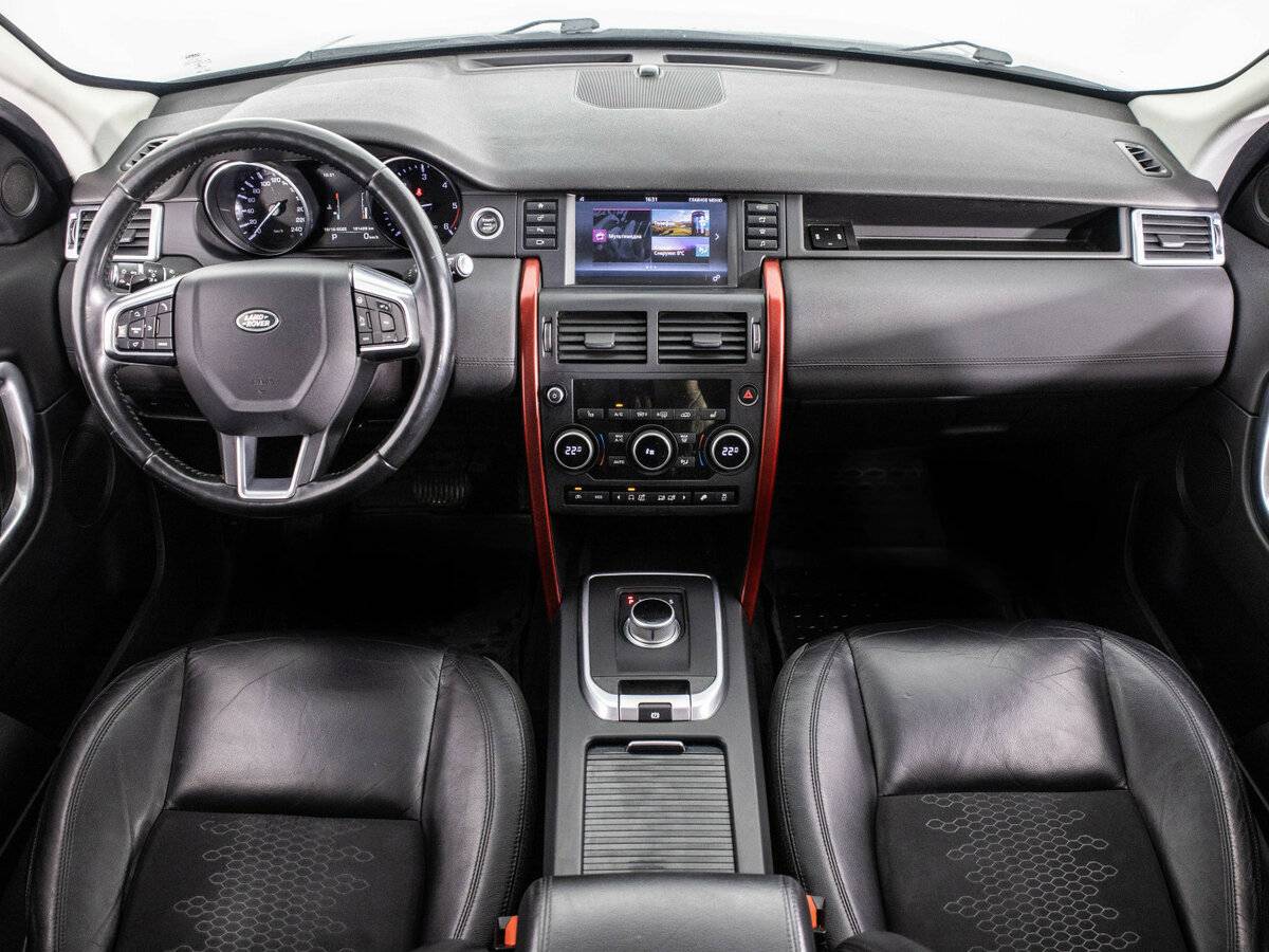 Land Rover Discovery Sport 2016 года с пробегом. Фото: #11