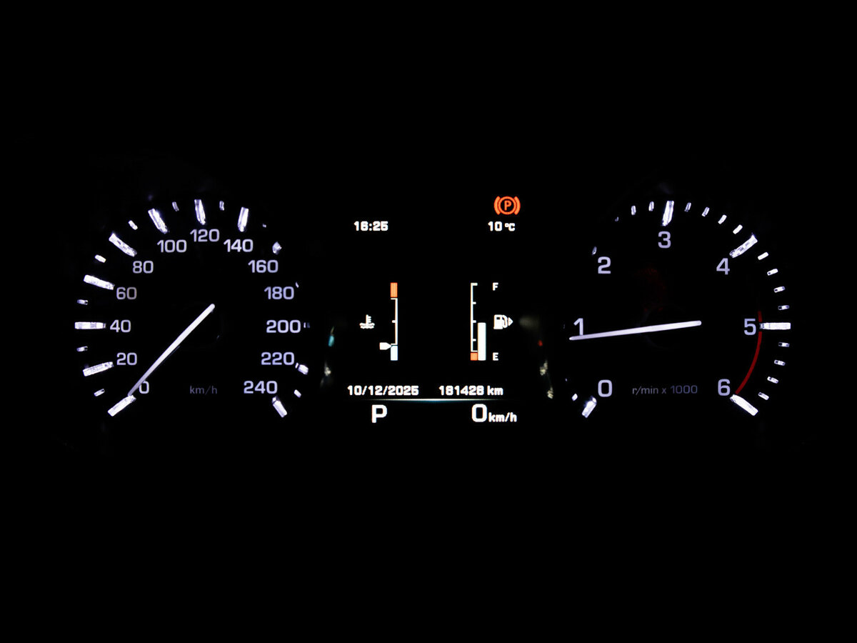 Land Rover Discovery Sport 2016 года с пробегом. Фото: #19