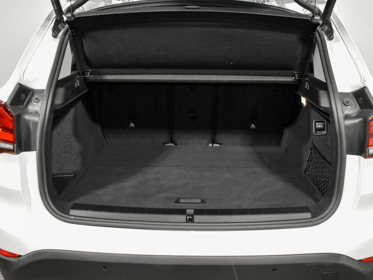 BMW X1 2021 года с пробегом. Фото: #17