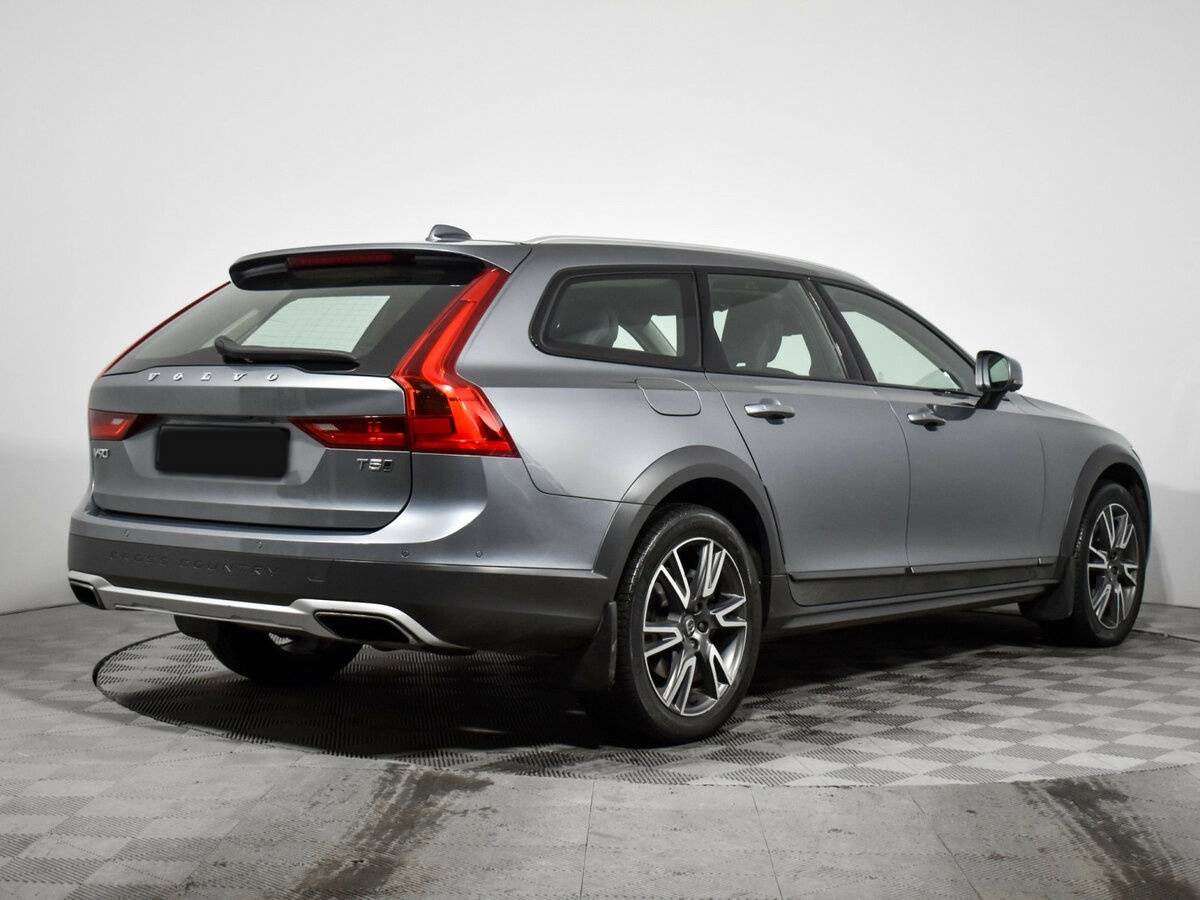 Volvo V90 Cross Country 2019 года с пробегом. Фото: #4