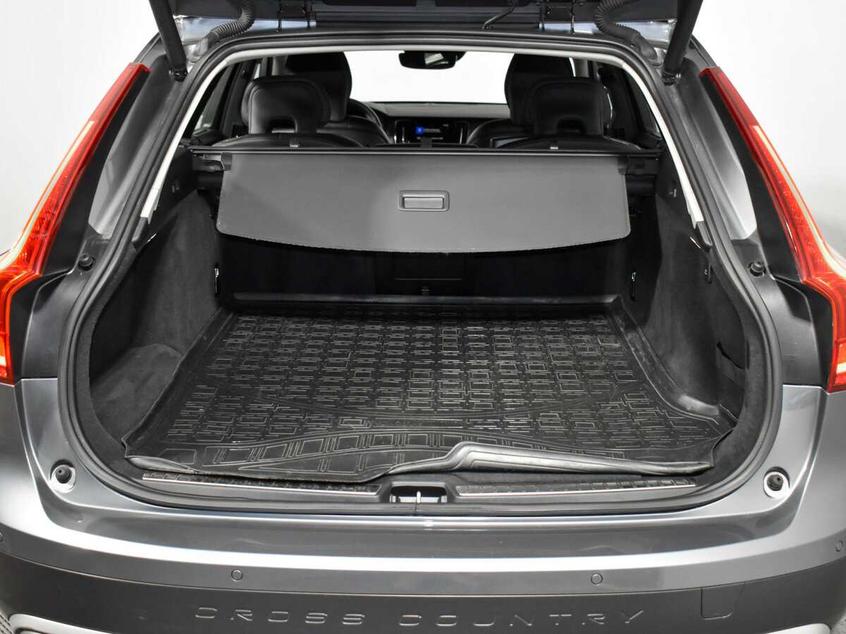 Volvo V90 Cross Country 2019 года с пробегом. Фото: #21