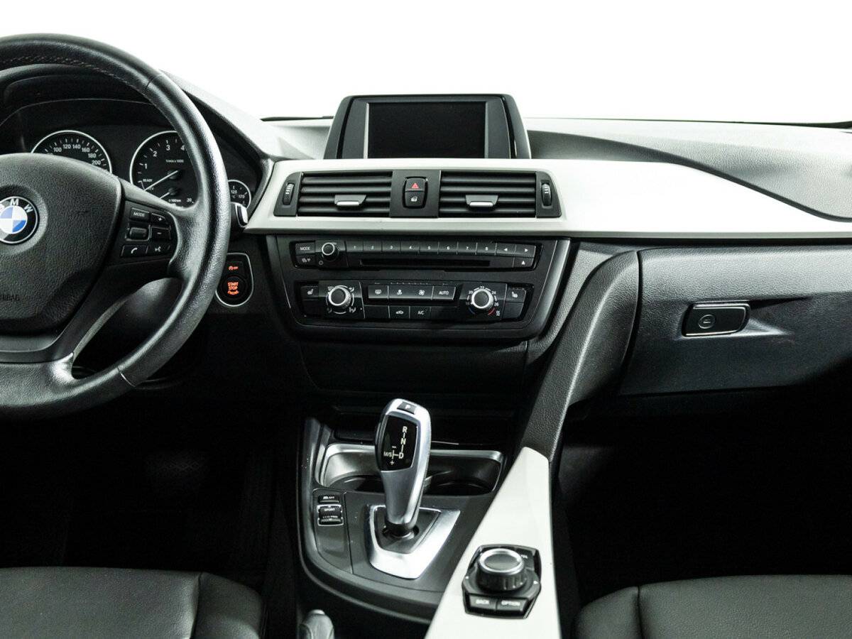 BMW 3 серии 2015 года с пробегом. Фото: #13