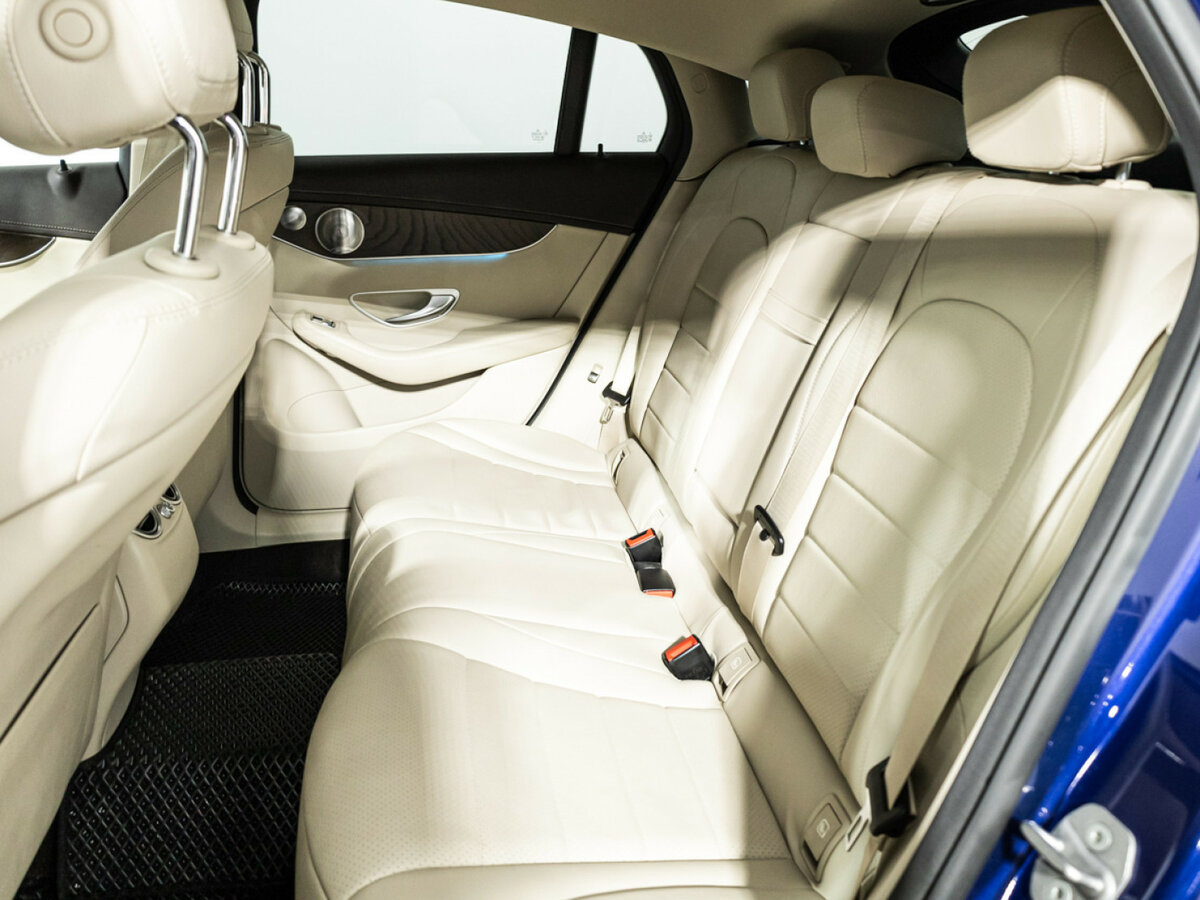 Mercedes-Benz GLC Coupe 2017 года с пробегом. Фото: #9