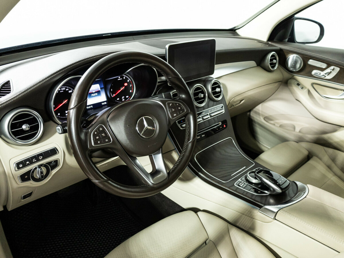 Mercedes-Benz GLC Coupe 2017 года с пробегом. Фото: #10