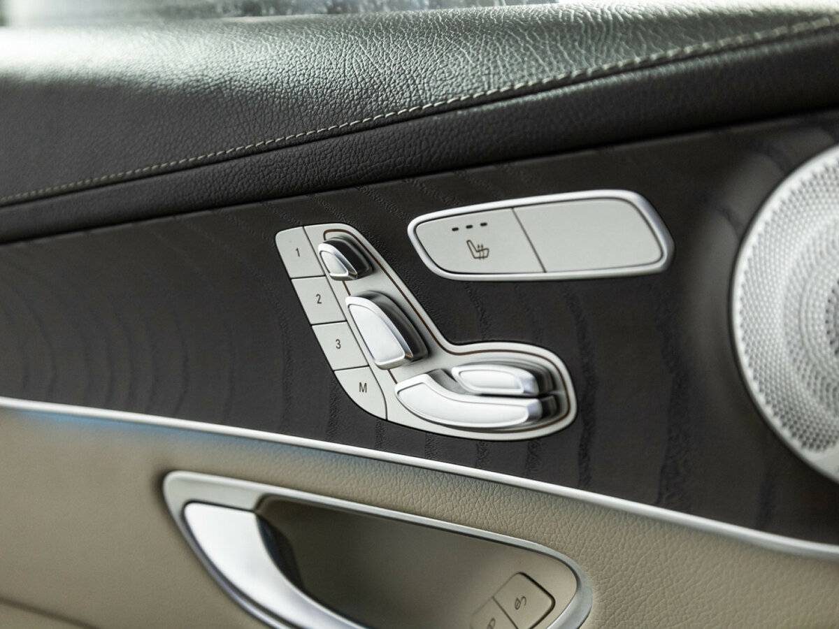 Mercedes-Benz GLC Coupe 2017 года с пробегом. Фото: #14