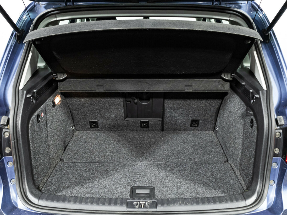 Volkswagen Tiguan 2011 года с пробегом. Фото: #16