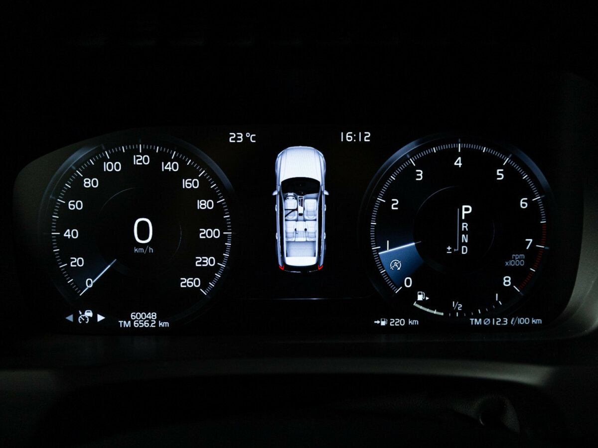 Volvo XC90 2018 года с пробегом. Фото: #9