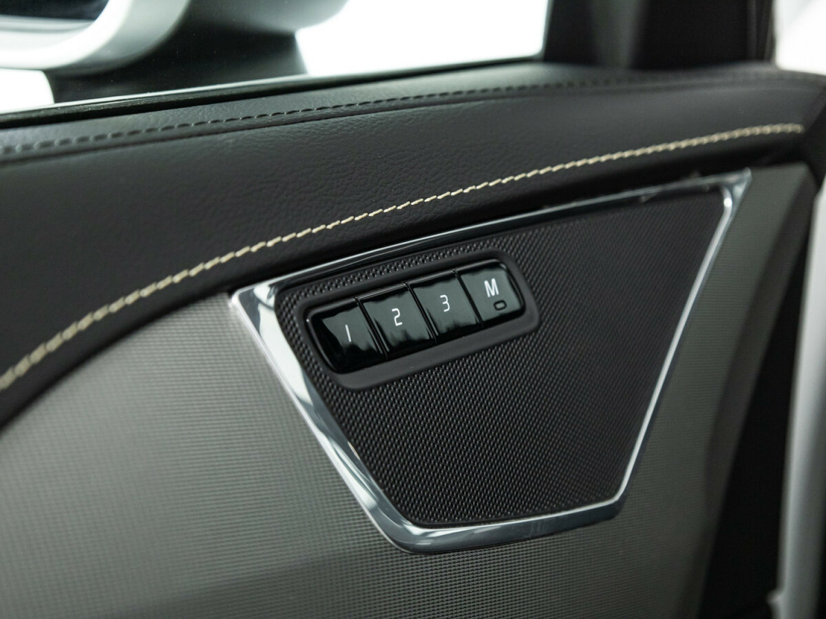 Volvo XC90 2018 года с пробегом. Фото: #13