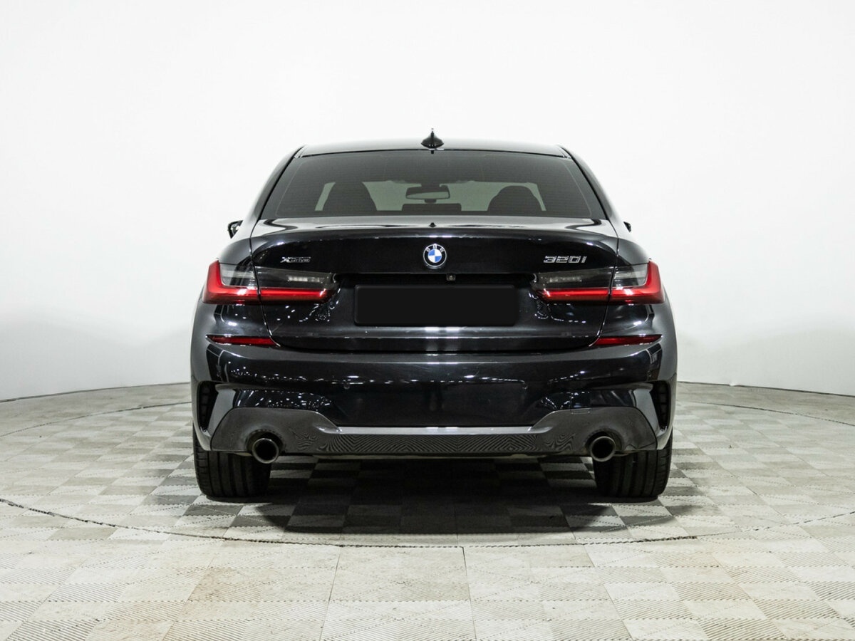 BMW 3 серии 2021 года с пробегом. Фото: #4