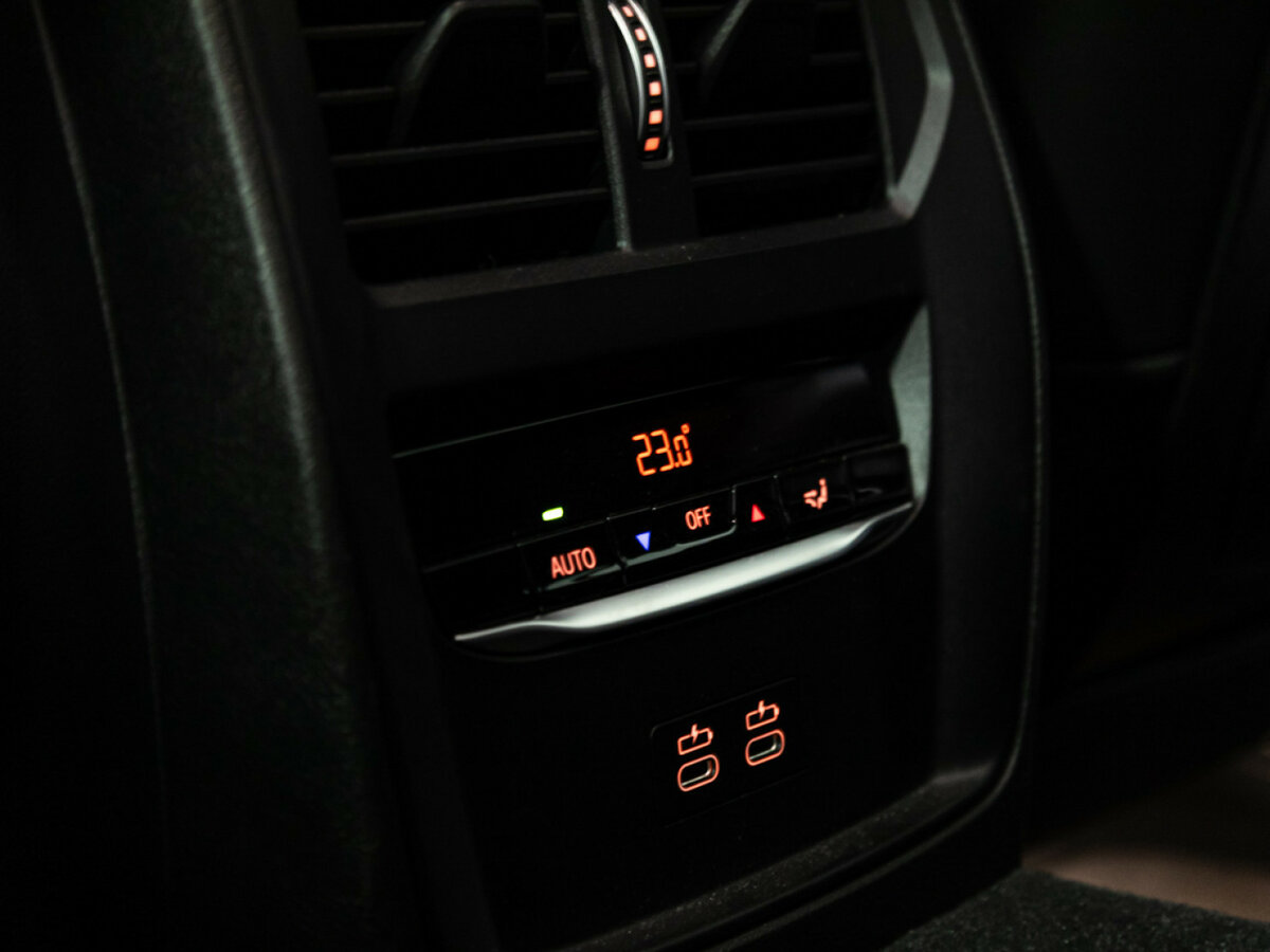 BMW 3 серии 2021 года с пробегом. Фото: #18