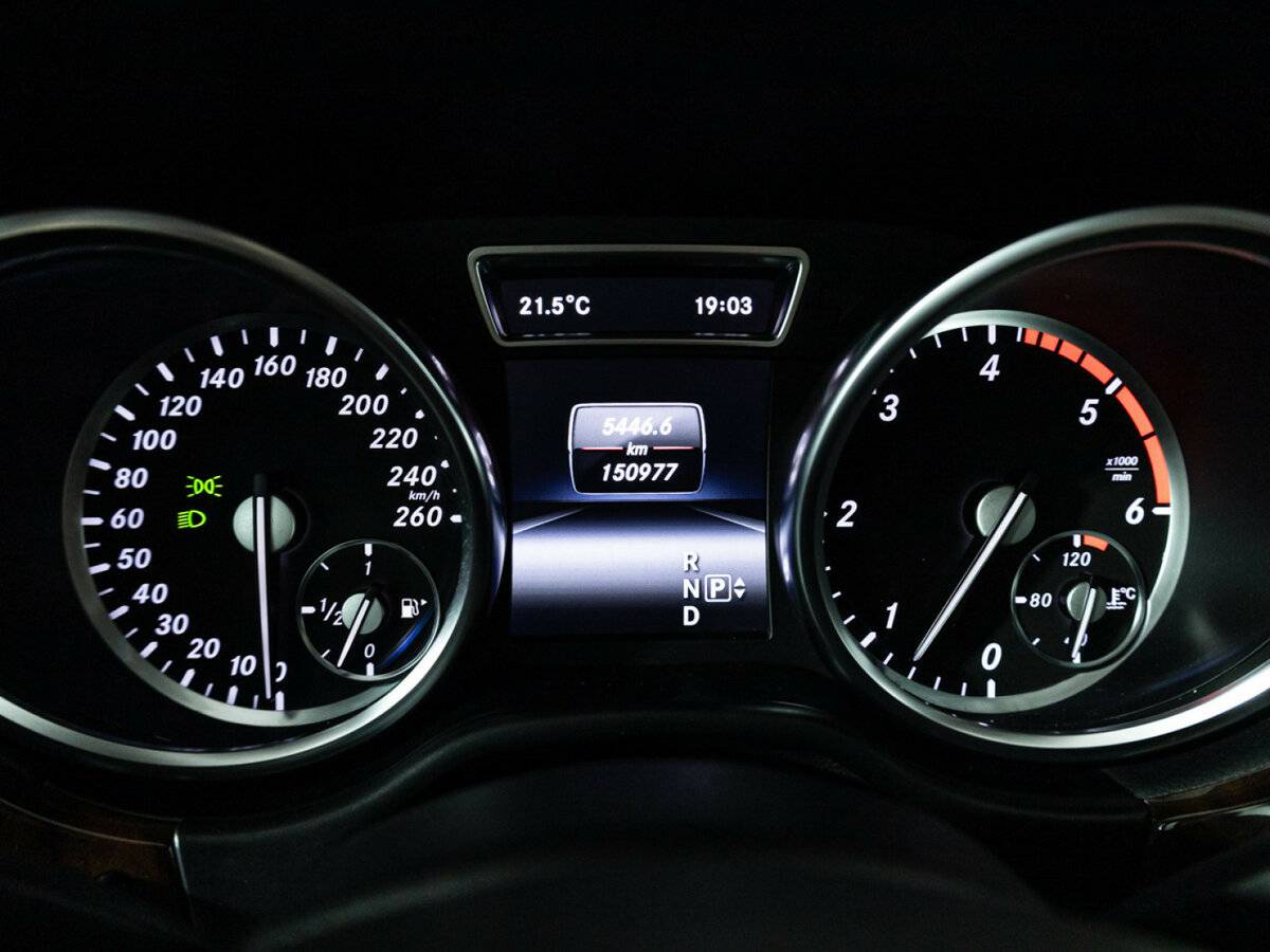 Mercedes-Benz GL-Класс 2013 года с пробегом. Фото: #11