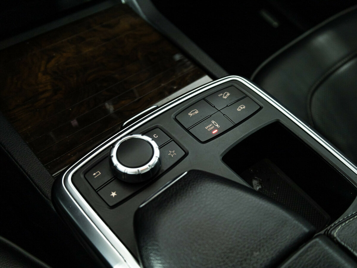 Mercedes-Benz GL-Класс 2013 года с пробегом. Фото: #20