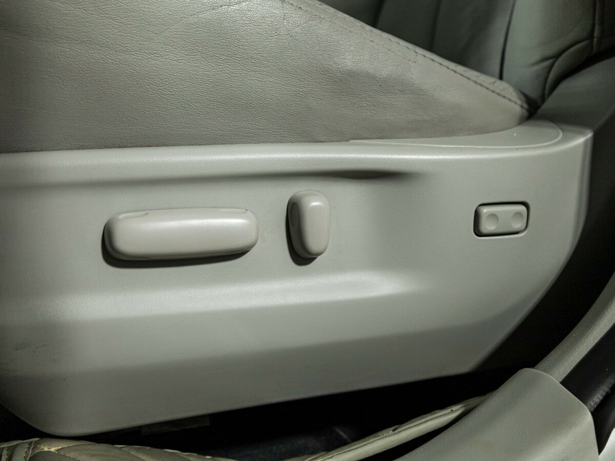 Toyota Venza 2010 года с пробегом. Фото: #13