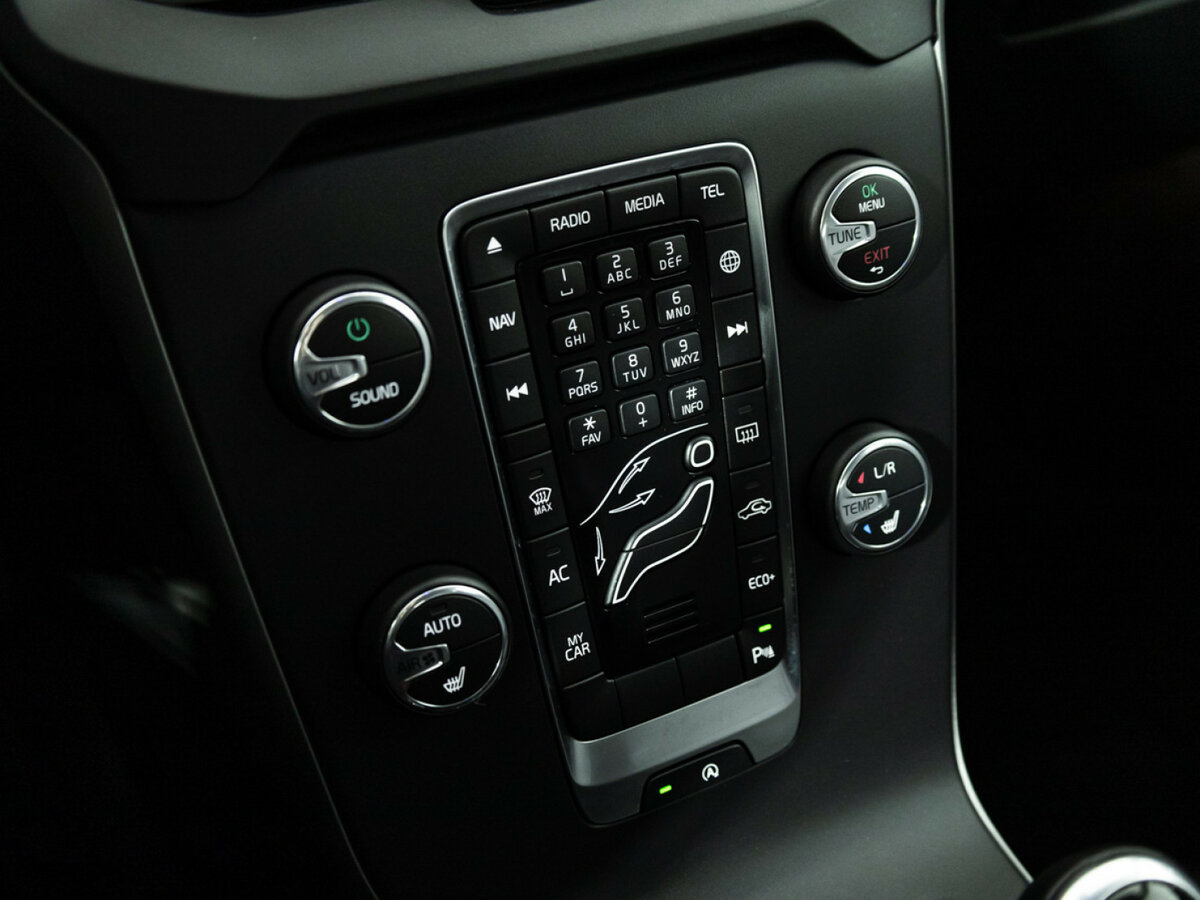 Volvo V40 Cross Country 2017 года с пробегом. Фото: #14