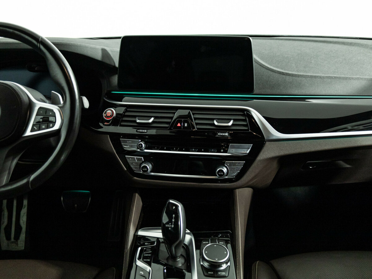 BMW 5 серии 2022 года с пробегом. Фото: #11