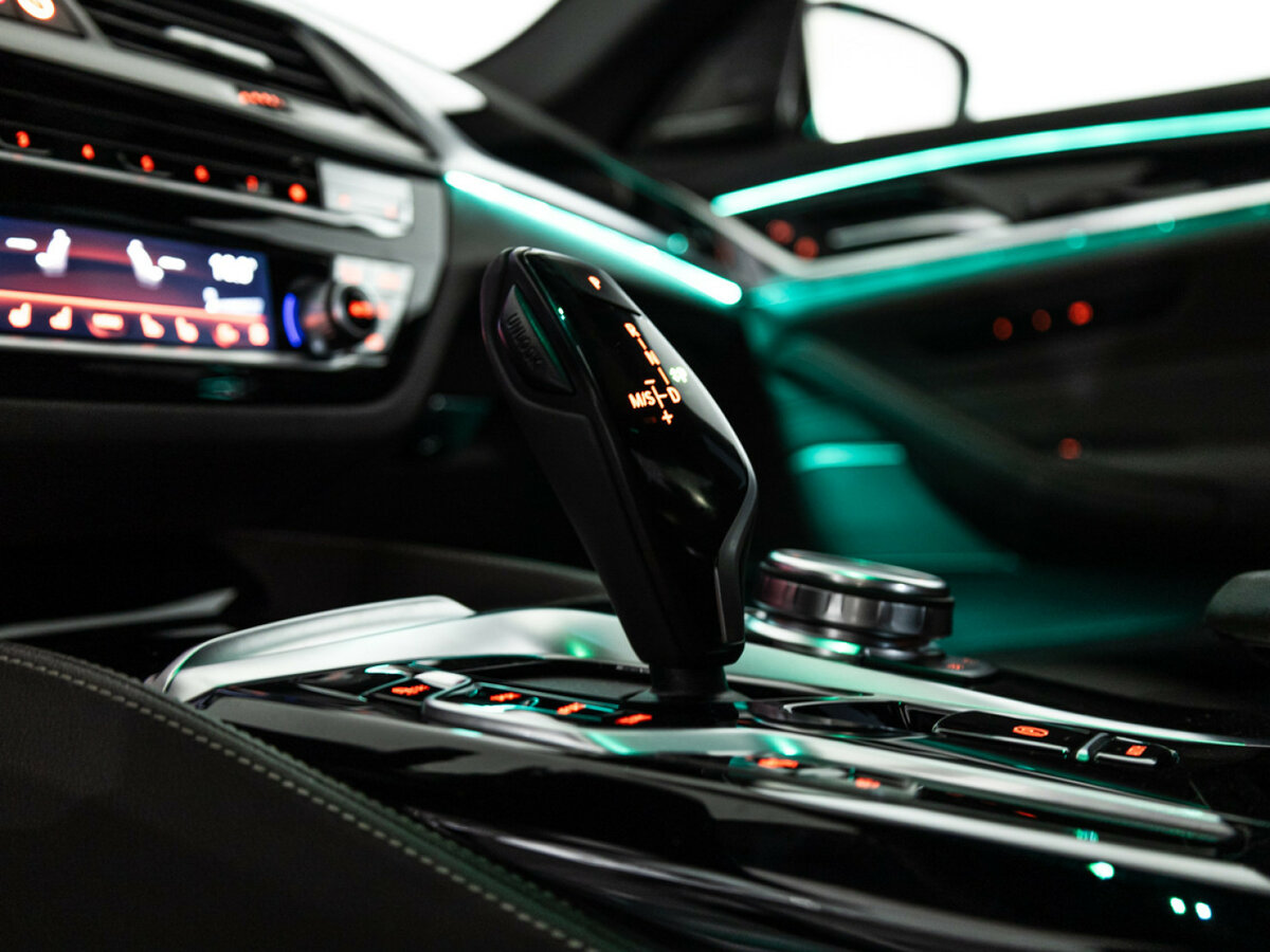 BMW 5 серии 2022 года с пробегом. Фото: #28