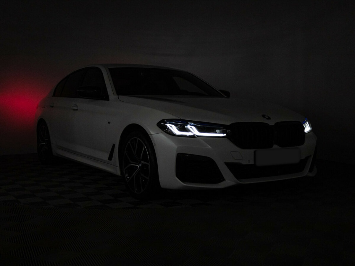 BMW 5 серии 2022 года с пробегом. Фото: #31