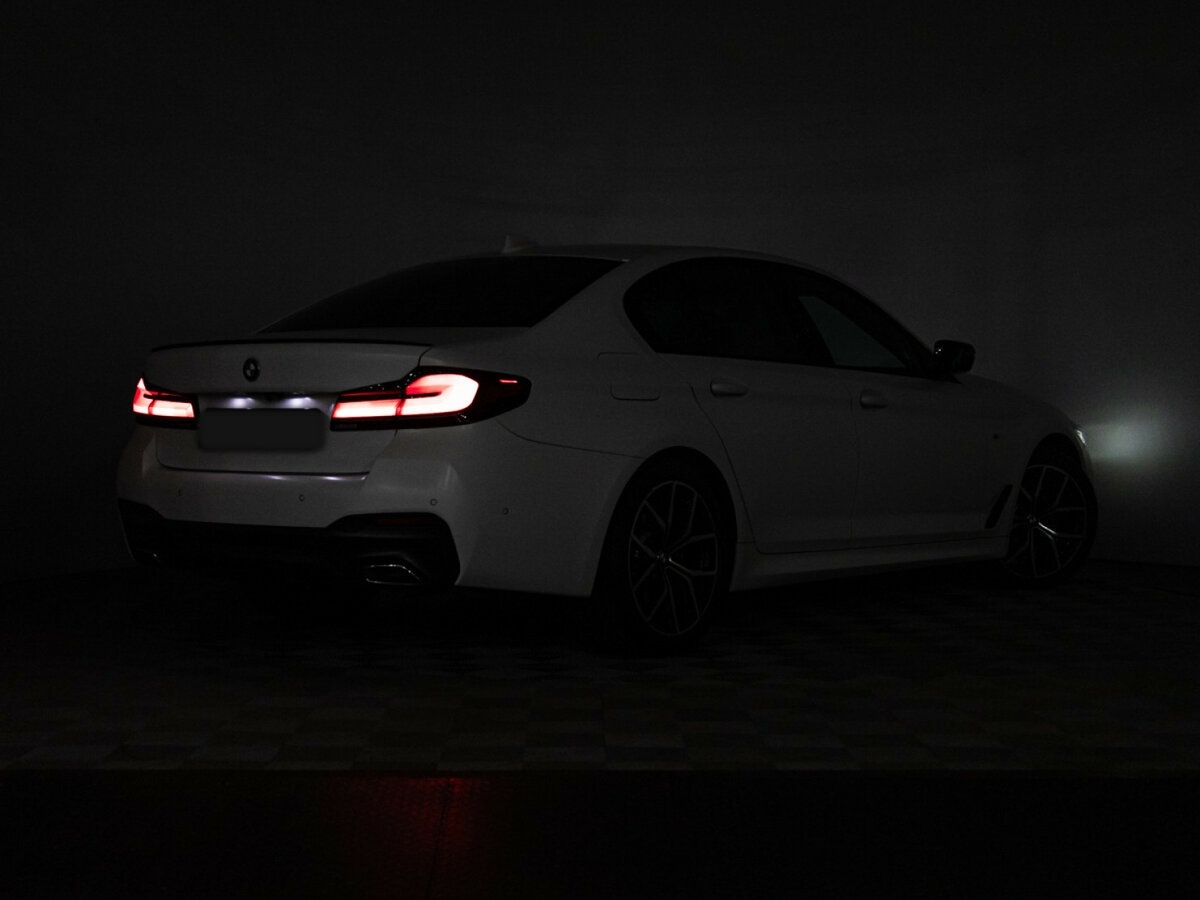 BMW 5 серии 2022 года с пробегом. Фото: #34