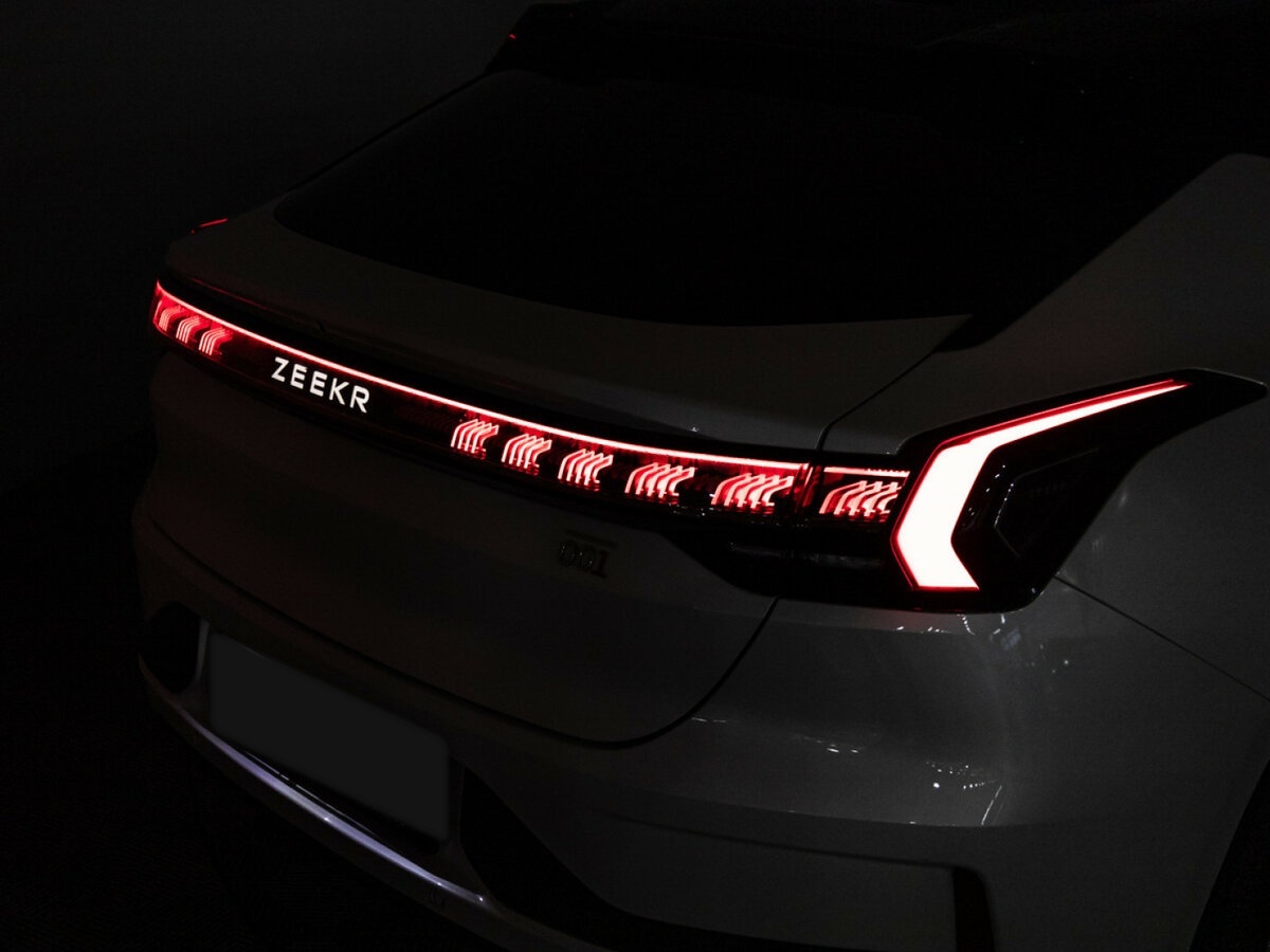 Zeekr 001 2023 года с пробегом. Фото: #34