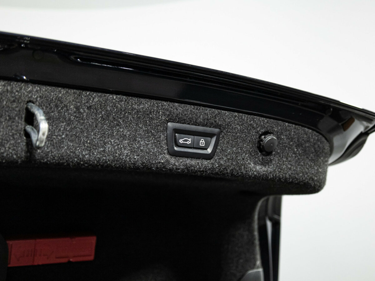 BMW 5 серии 2018 года с пробегом. Фото: #18