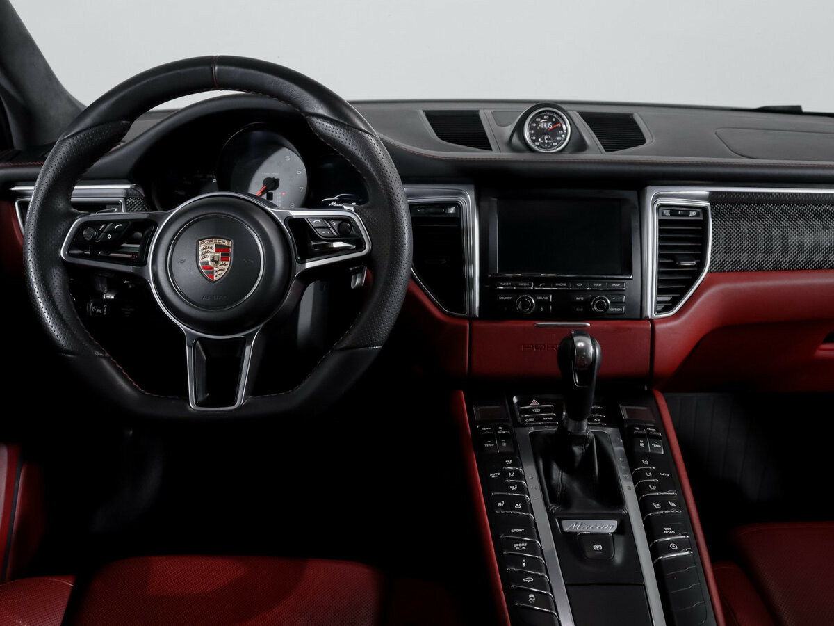 Porsche Macan 2014 года с пробегом. Фото: #9