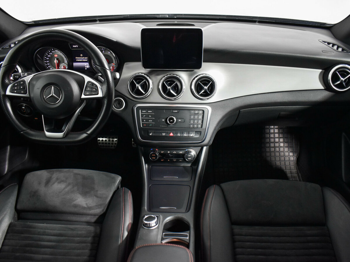 Mercedes-Benz GLA 2016 года с пробегом. Фото: #13