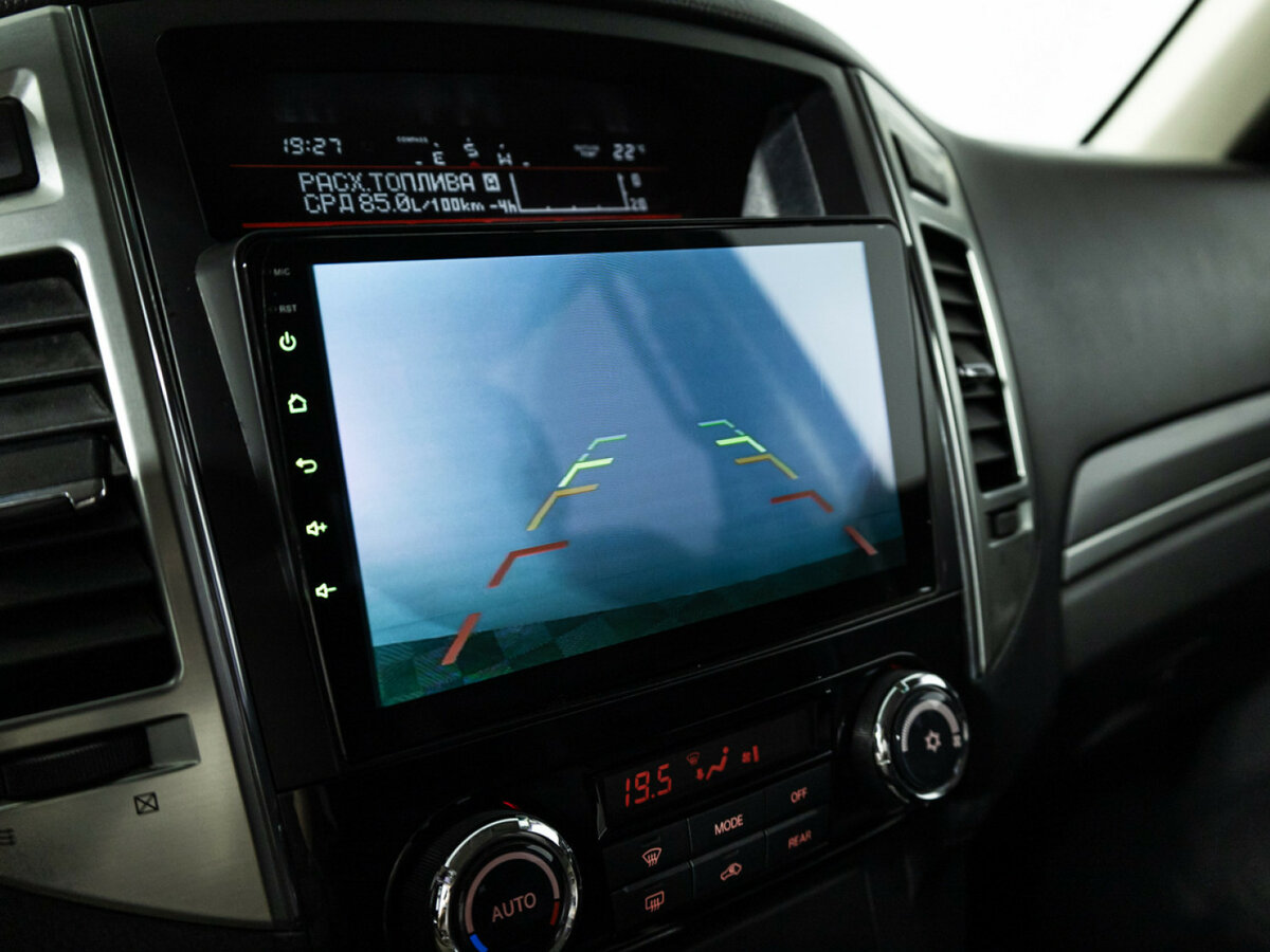 Mitsubishi Pajero 2015 года с пробегом. Фото: #13