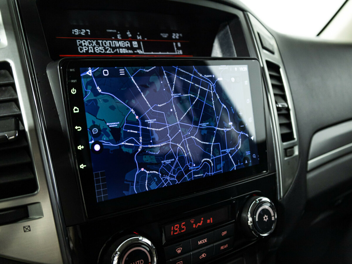 Mitsubishi Pajero 2015 года с пробегом. Фото: #14