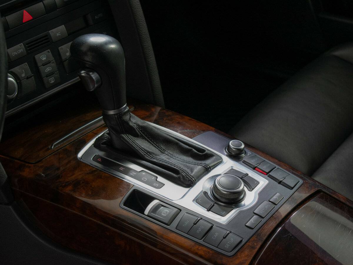 Audi A6 2010 года с пробегом. Фото: #12