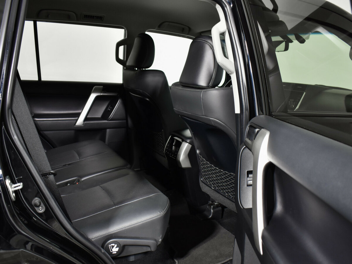 Toyota Land Cruiser Prado 2022 года с пробегом. Фото: #9