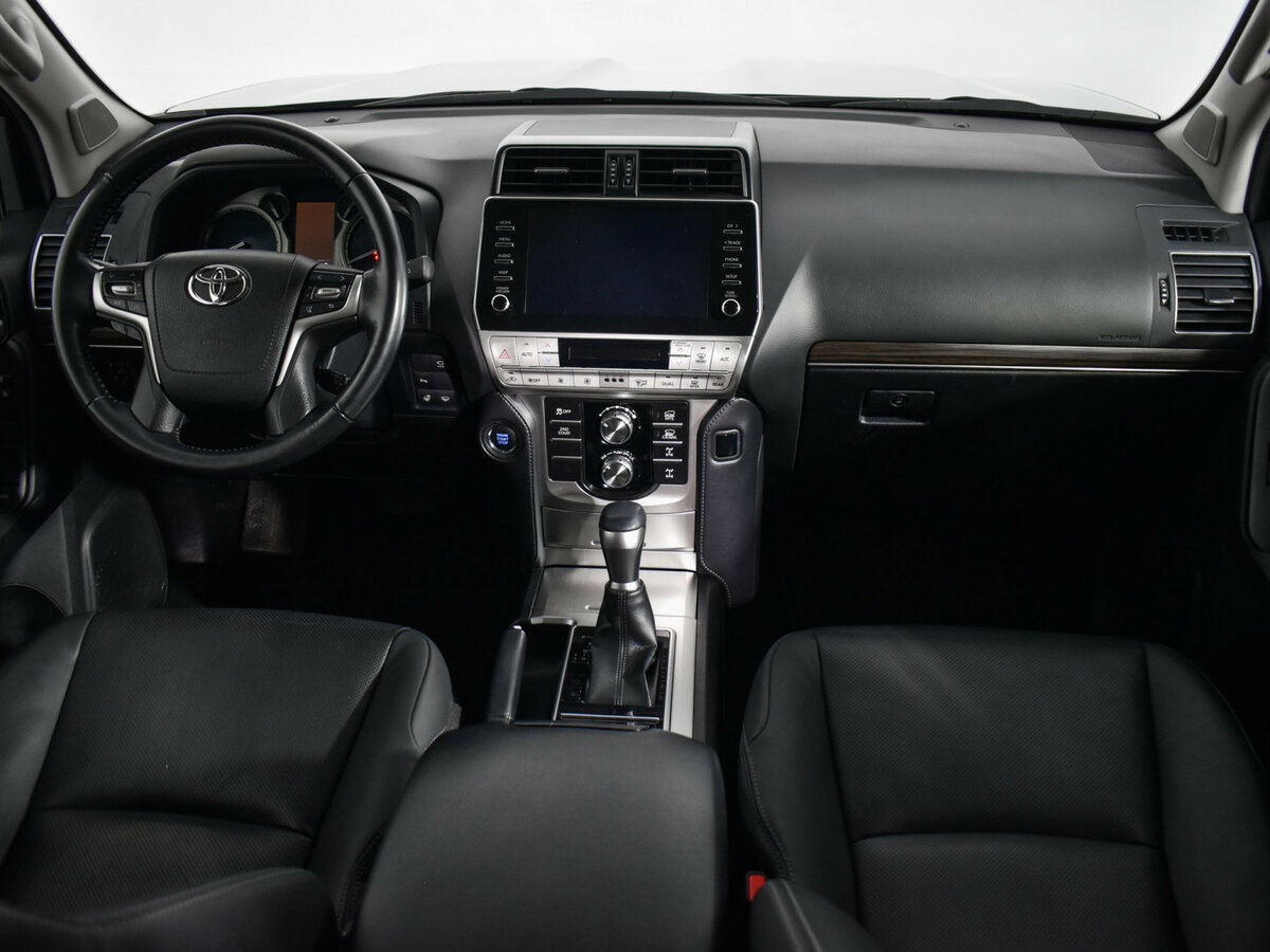 Toyota Land Cruiser Prado 2022 года с пробегом. Фото: #11