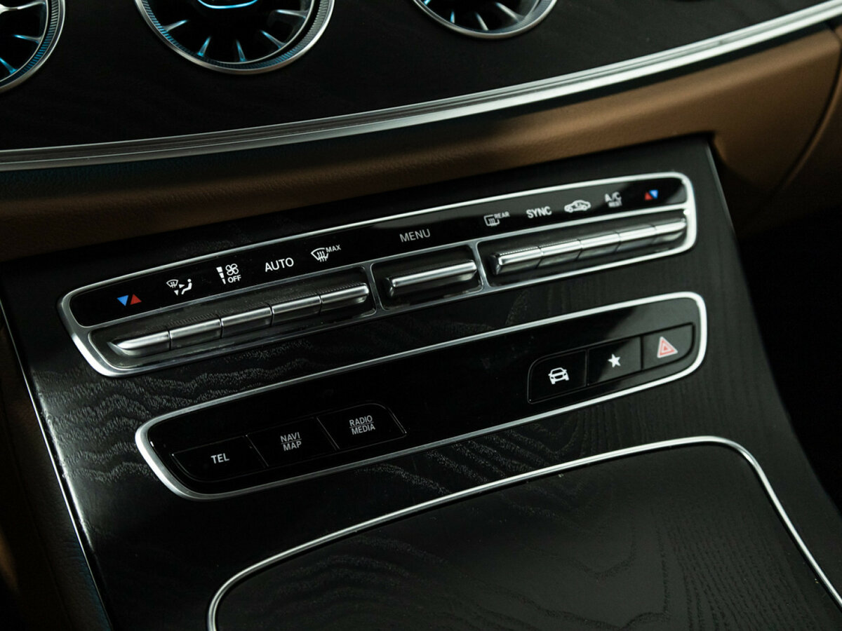 Mercedes-Benz E-Класс 2021 года с пробегом. Фото: #16