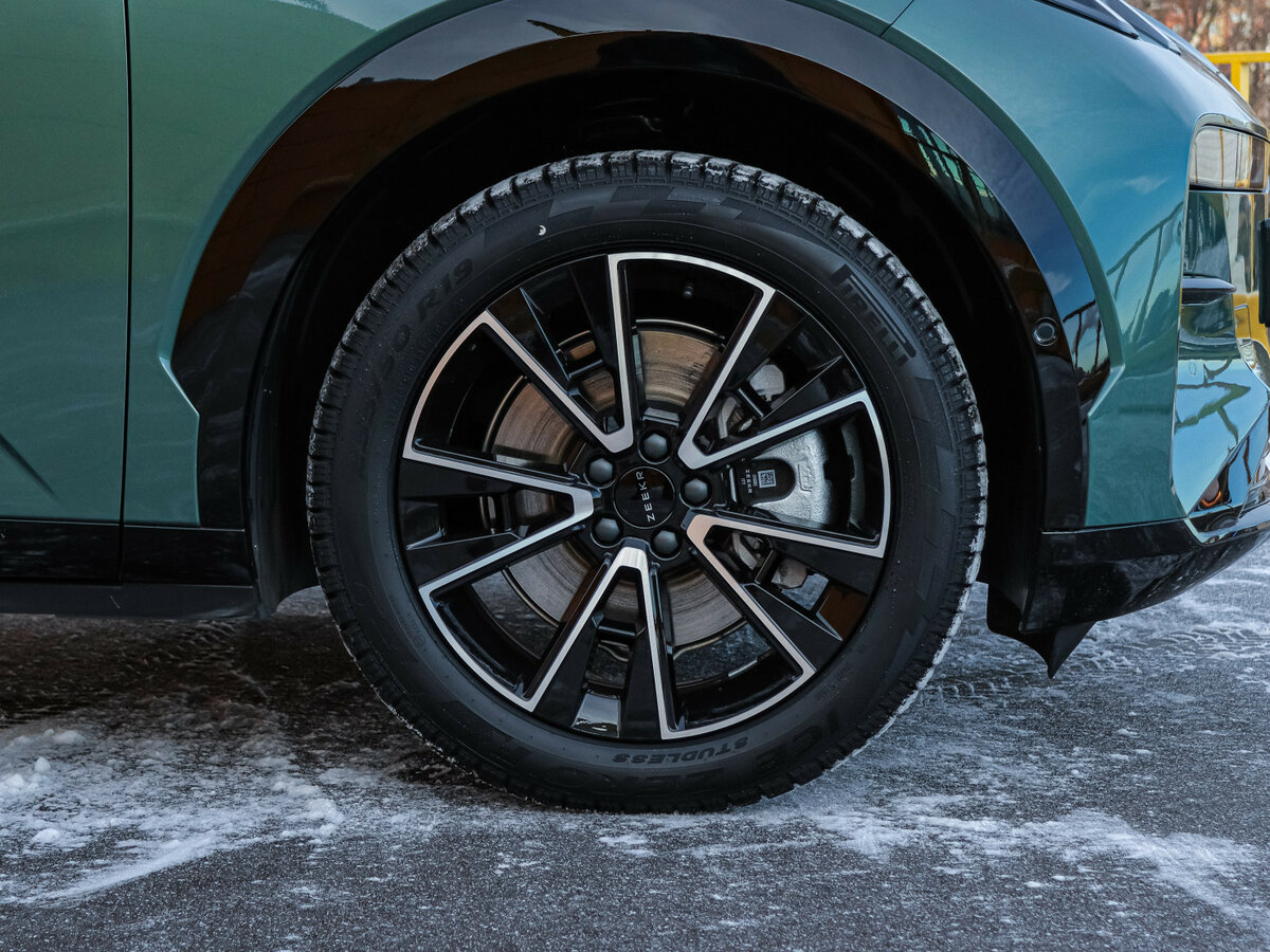 Zeekr X 2023 года с пробегом. Фото: #12