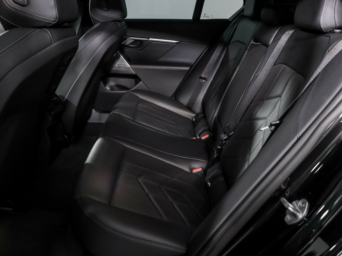 BMW 5 серии 2024 года с пробегом. Фото: #9