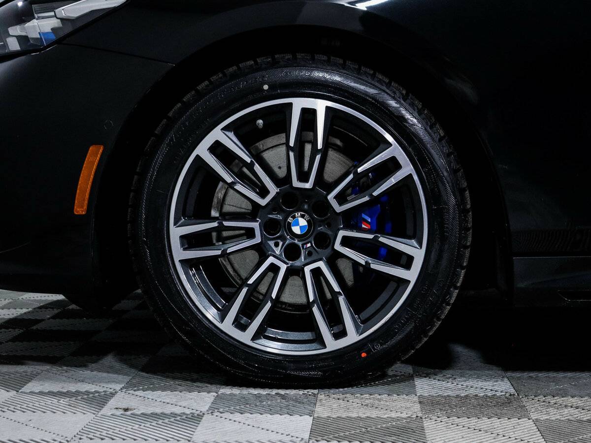 BMW 5 серии 2024 года с пробегом. Фото: #14