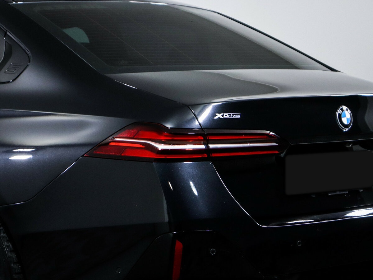 BMW 5 серии 2024 года с пробегом. Фото: #15