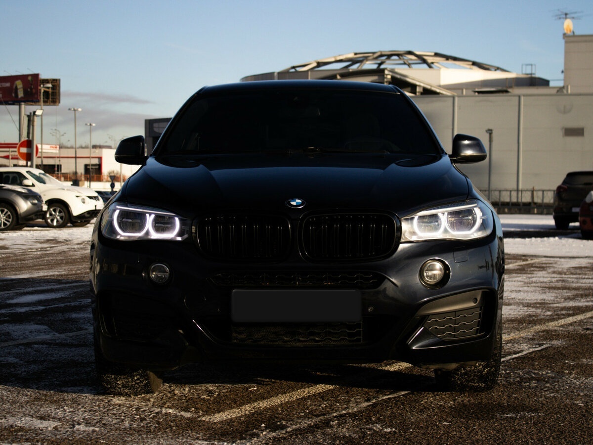 BMW X6 2018 года с пробегом. Фото: #1