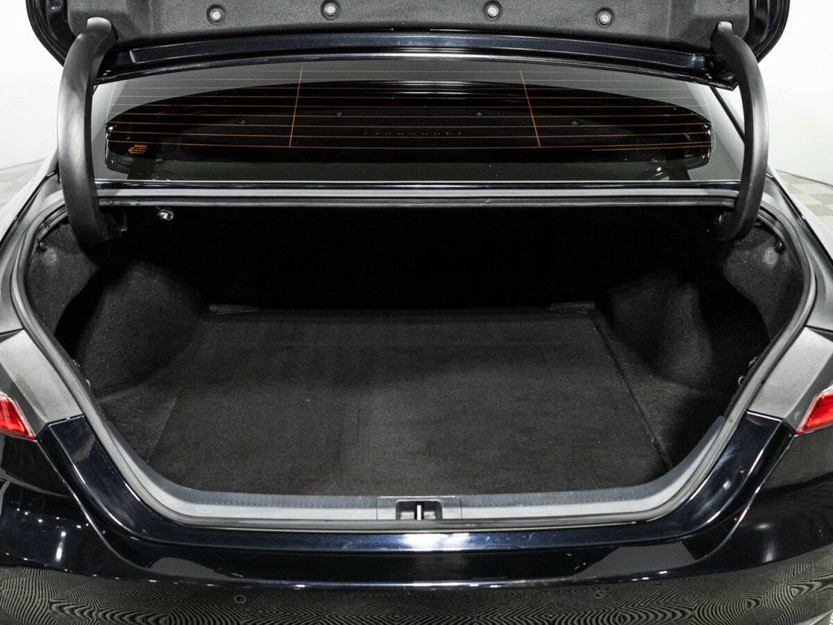 Toyota Camry 2021 года с пробегом. Фото: #17