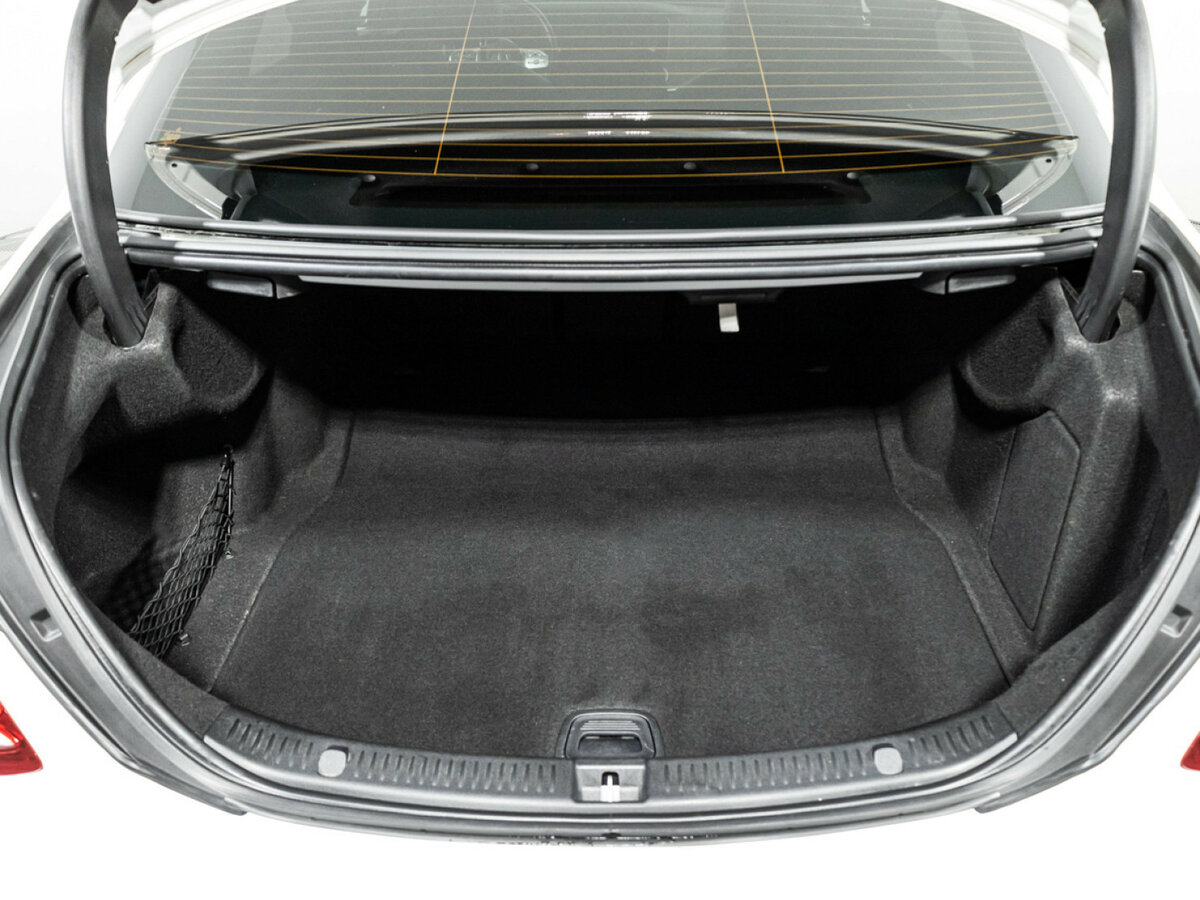 Mercedes-Benz E-Класс 2019 года с пробегом. Фото: #21