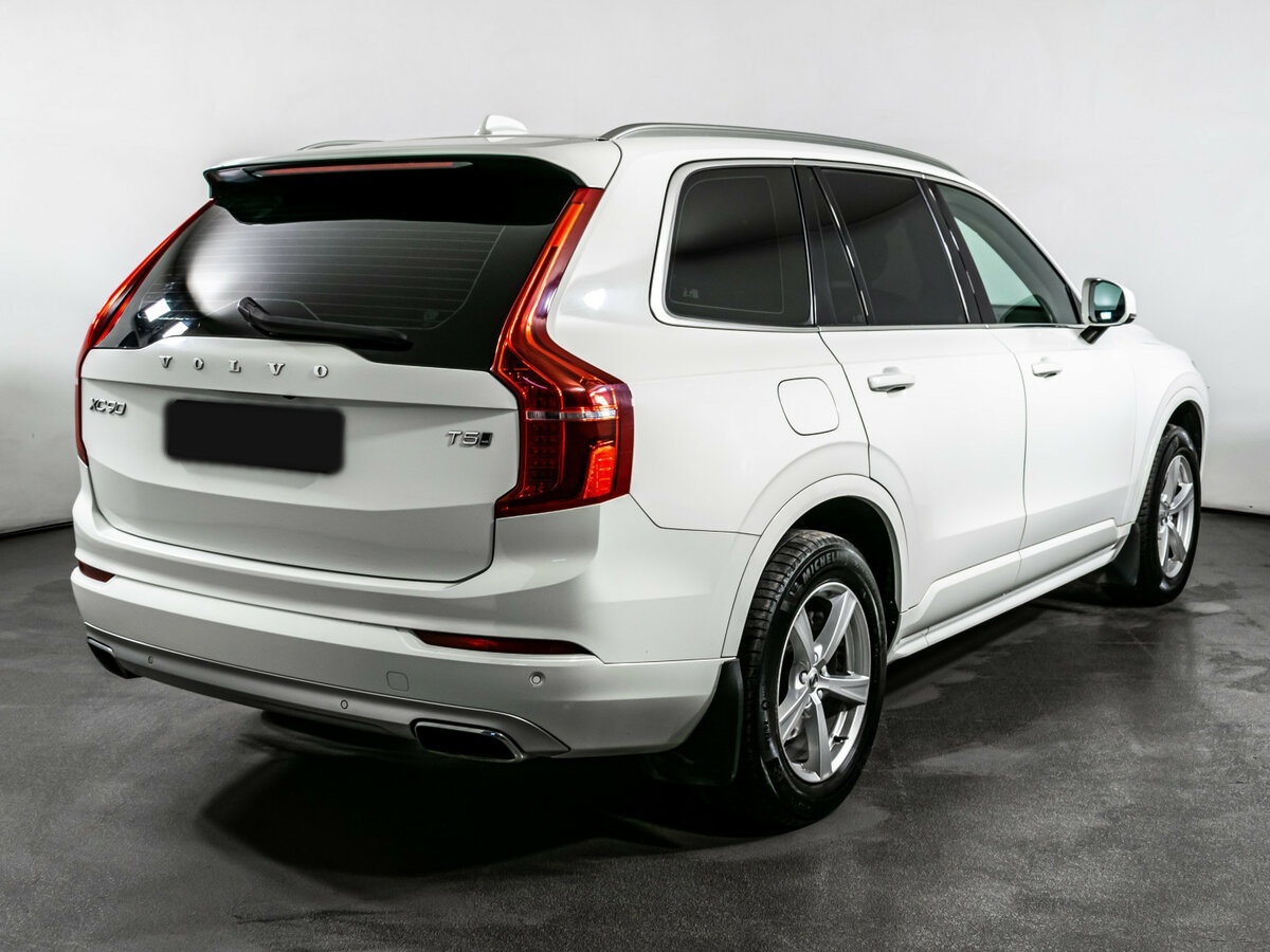 Volvo XC90 2019 года с пробегом. Фото: #4