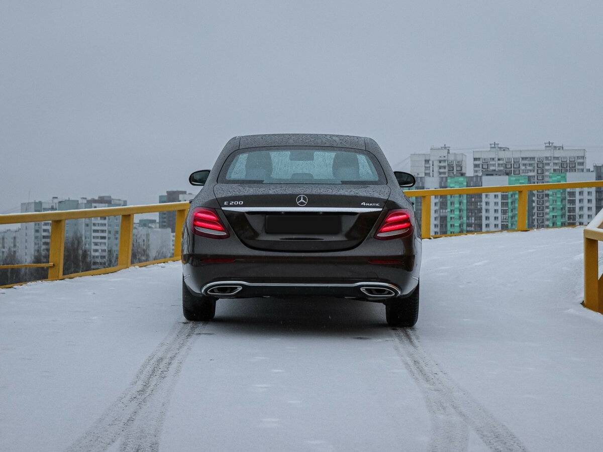 Mercedes-Benz E-Класс 2016 года с пробегом. Фото: #3