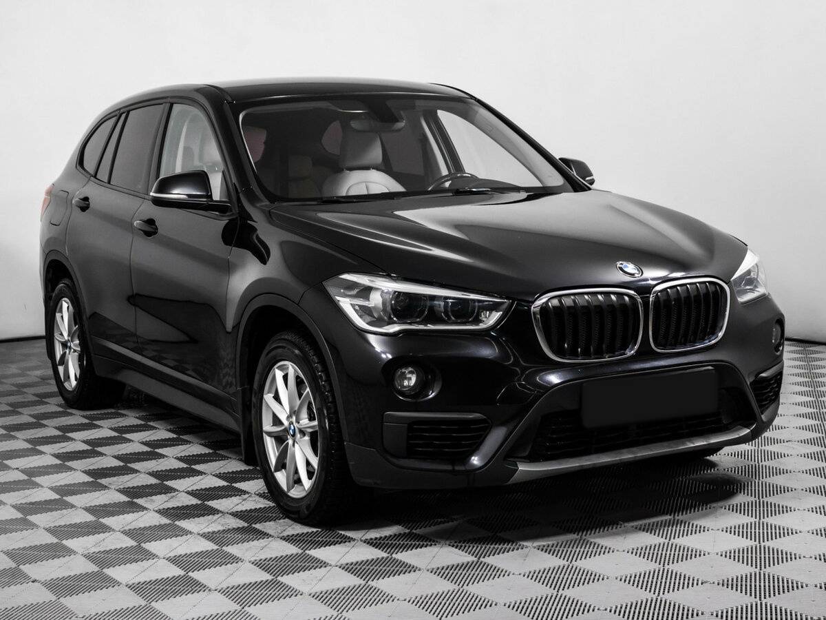 BMW X1 2017 года с пробегом. Фото: #2