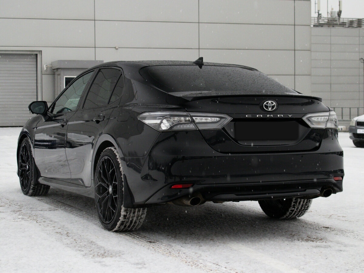 Toyota Camry 2022 года с пробегом. Фото: #6