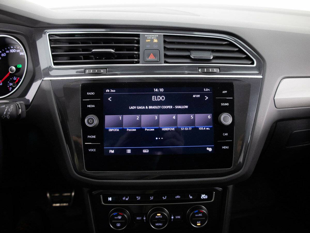 Б/У Фольксваген Тигуан 2018 года. Фото: #17