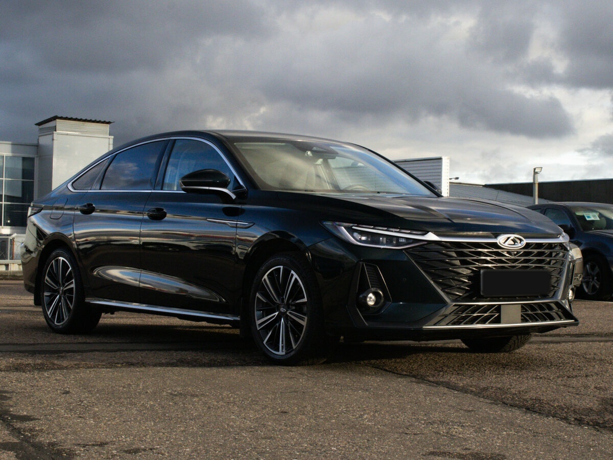 Chery Arrizo 8 2023 года с пробегом. Фото: #2