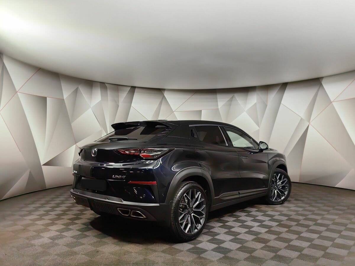 Changan UNI-T 2024 года с пробегом. Фото: #1