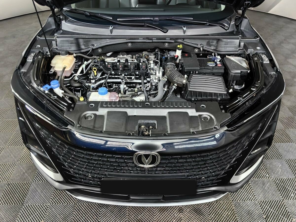 Changan UNI-T 2024 года с пробегом. Фото: #16