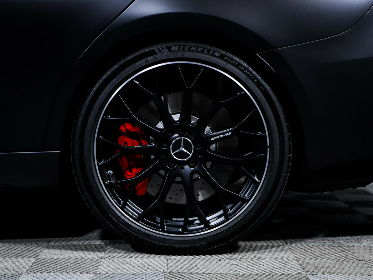 Mercedes-Benz C-Класс AMG 2024 года с пробегом. Фото: #11