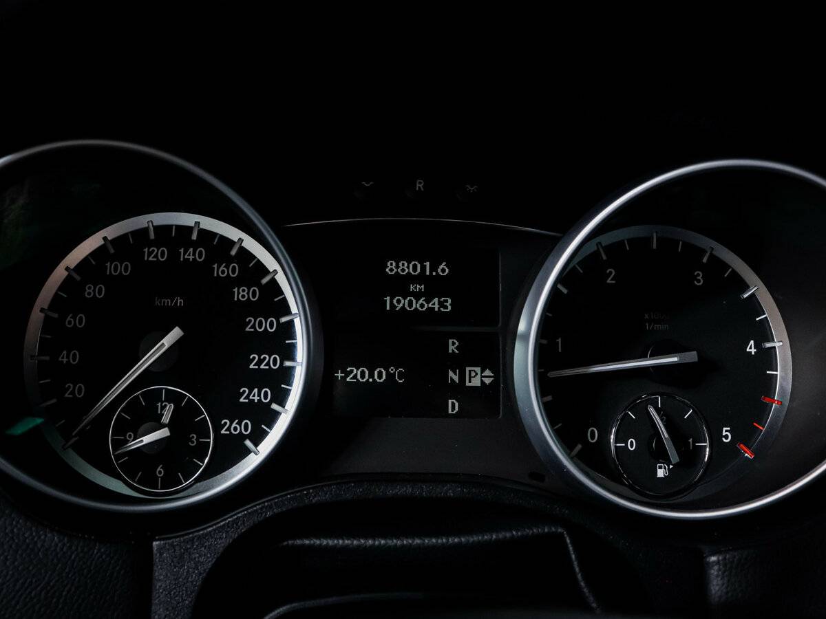 Mercedes-Benz M-Класс 2011 года с пробегом. Фото: #8