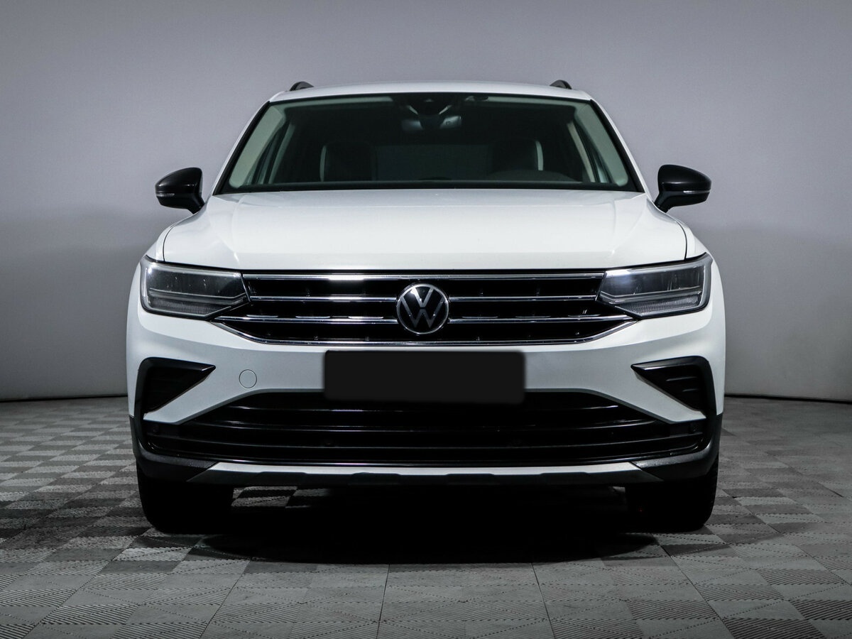 Volkswagen Tiguan 2021 года с пробегом. Фото: #1